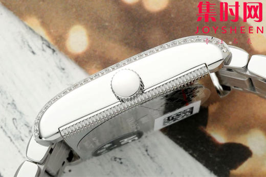 AF浪琴新款迷你黛绰维纳系列 方形女士腕表 优雅问世，开启崭新篇章！
表盘尺寸：21.50毫米x 29.00毫米 商品图7