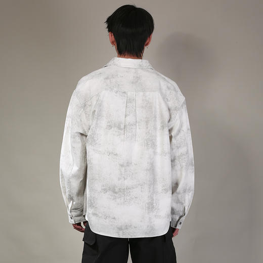 DRONKOO 2026 翻领左贴袋钉扣满幅喷色做旧微阔中厚衬衣外套 商品图4