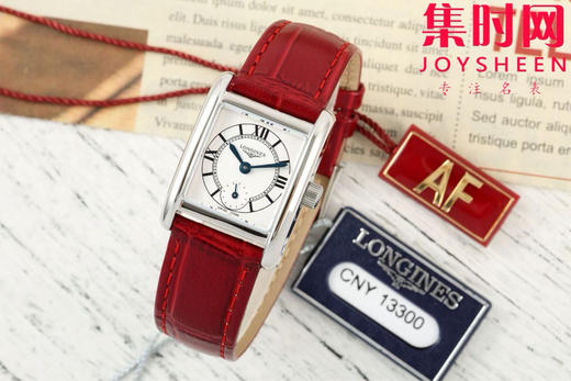 AF浪琴新款迷你黛绰维纳系列 方形女士腕表 优雅问世，开启崭新篇章！
表盘尺寸：21.50毫米x 29.00毫米 商品图0