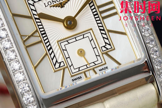 AF浪琴新款迷你黛绰维纳系列 方形女士腕表 优雅问世，开启崭新篇章！
表盘尺寸：21.50毫米x 29.00毫米 商品图4