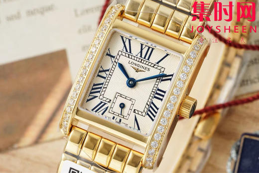 AF浪琴新款迷你黛绰维纳系列 方形女士腕表 优雅问世，开启崭新篇章！
表盘尺寸：21.50毫米x 29.00毫米 商品图1