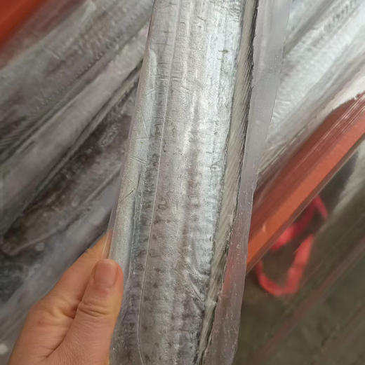 【正宗整条无冰3指宽高端大气东海带鱼】，整条箱装，船冻锁鲜，送礼/家庭自用都是非常合适，餐桌上的美食！又是一年带鱼季节，火爆郑州的美味，简单易加工 商品图10