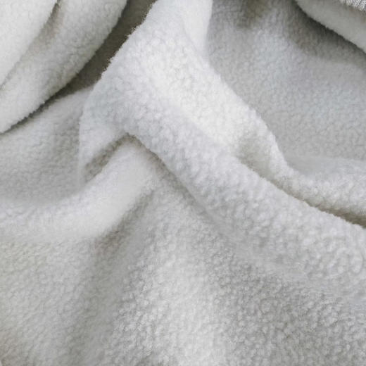 原单正品 ALO秋冬款圆领套头卫衣内里加绒加厚男女同款，胸前刺绣字母LOGO，面料洗水处理 柔软舒服，内里加绒保暖效果很好！
尺码：M～XXL 商品图7