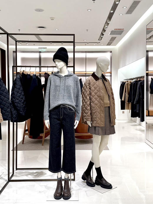 125-5排他性独家圆正 小禾 新春系列 重磅合股羊绒 连帽针织罩衫 我穿L 商品图6