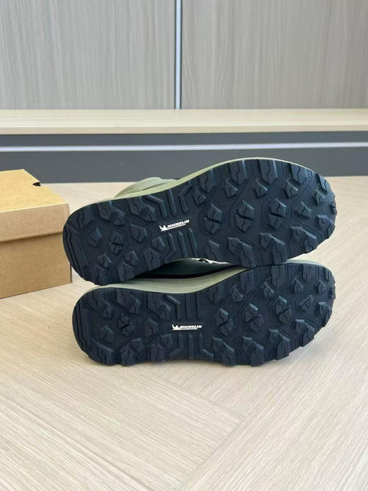 原单正品 DESCENTE/迪桑特 Dualis GORE-TEX 防水 时尚防滑耐磨 中帮生活休闲鞋 男款 商品图8