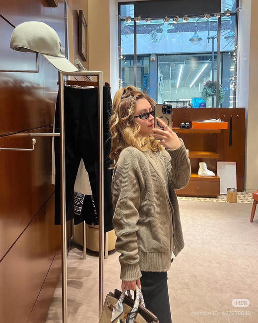 125-9渠道货 大马 经典版型 浮雕字母 重磅针织 廓形开衫 我穿L 商品图2