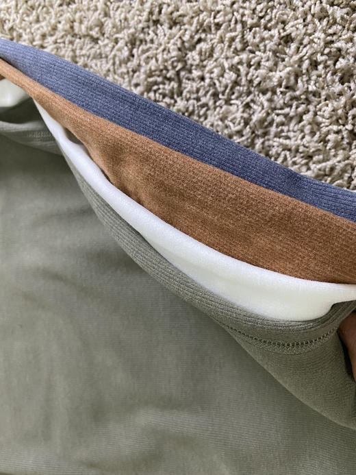 正品ck家男款德绒背心  塑封包装。

外网价格88欧元，折合人民币大几百
M-XXL 商品图9