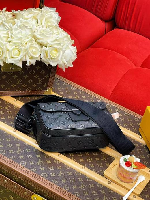 驴家  S Lock邮差包磁扣宽肩带斜挎包M58489（JPH） 商品图3