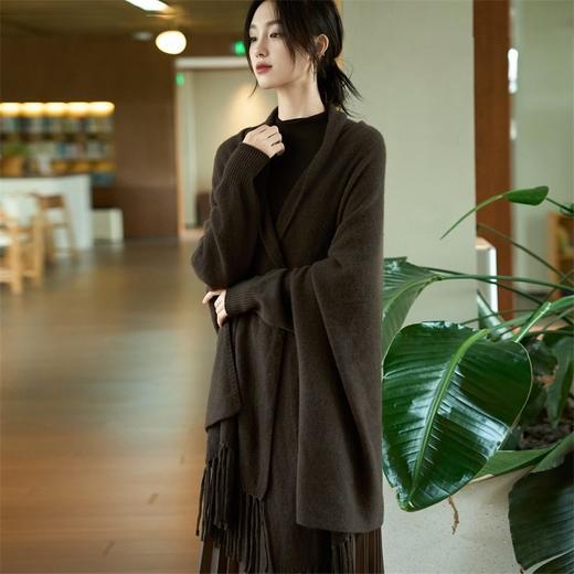 「自」全新升级【铂金会员247/天猫329/差价82】(22945)洛诗琳气质超细纯羊毛流苏时尚保暖外搭针织大披肩 商品图2