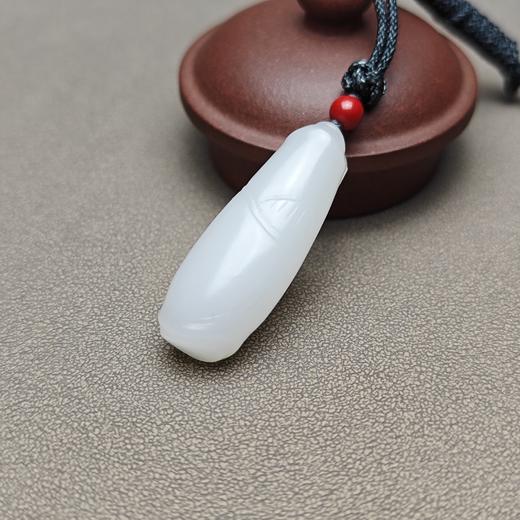 新疆和田玉且末料羊脂玉超白结节高（中号） 126-13（一个） 商品图3