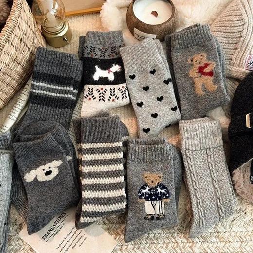 超值秒杀！19.9八双【柔软亲肤面料❗️可爱高颜值】保暖可爱长袜秋冬天加厚小熊袜子女秋冬卡通中筒植绒复古中筒。jc 商品图3
