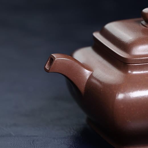 【青山特惠】精品全手工紫泥 四方传炉 紫砂壶 280cc 周玉奇【大拍级陶手】 商品图4