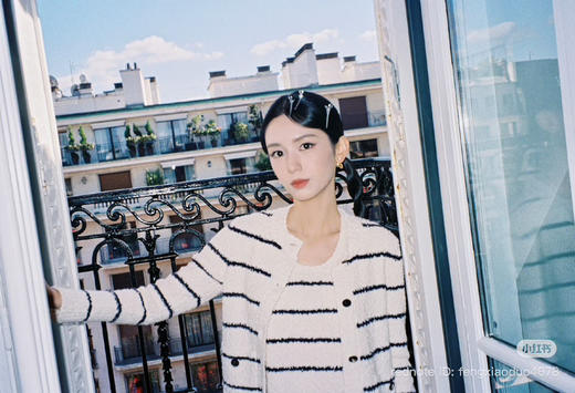 126-1 纯圆正 周也同款 雕 香风条纹两件套 进口纱 条纹背心 条纹开衫 我穿42 商品图11