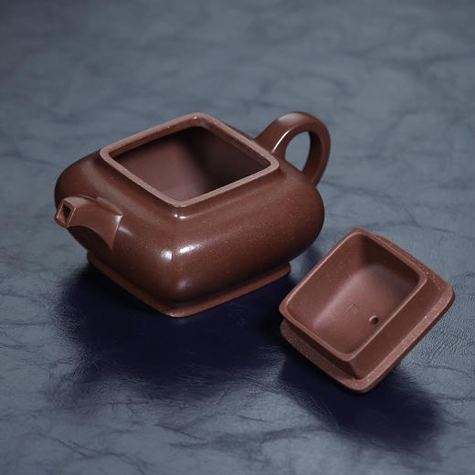 【青山特惠】精品全手工紫泥 四方传炉 紫砂壶 280cc 周玉奇【大拍级陶手】 商品图5