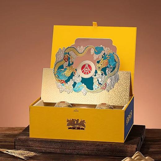 【*猫超市/*东自营同步在售 非贴牌款】 五粮液股份公司出品一尊天下盛世佳品52度浓香型礼盒白酒500ml*2/6瓶 商品图2