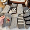 超值秒杀！19.9八双【柔软亲肤面料❗️可爱高颜值】保暖可爱长袜秋冬天加厚小熊袜子女秋冬卡通中筒植绒复古中筒。jc 商品缩略图2