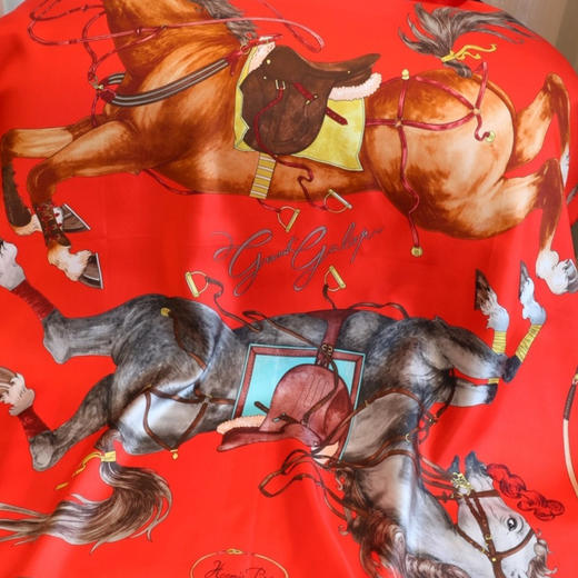 Hermes“纵意驰骋”双面印花真丝方巾。 米色。红色   自己备注颜色 商品图8