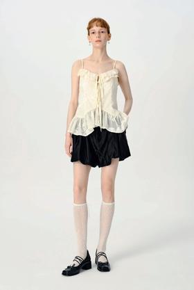 Renlisu 26SS 珍珠黑丝麻花苞短裤