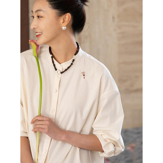 牧衣游原创 手工刺绣木棉纤维混纺衬衫新款文艺百搭衬衣 淡黄柳 商品图3