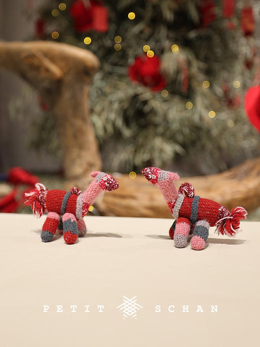 3000积分兑换 PETIT SCHAN小闪 神马 手工编织羊毛小马包挂 商品图0