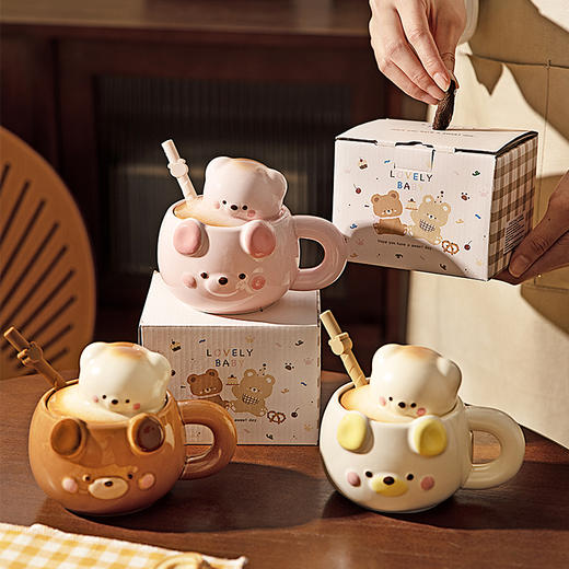 摩登主妇小熊带盖马克杯陶瓷水杯高颜值家用喝水杯吸管杯咖啡杯子 商品图4