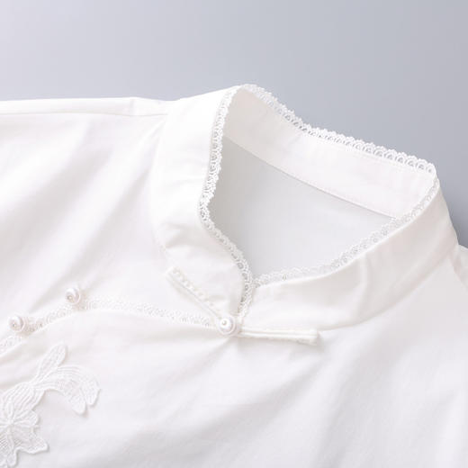 「高货wl」全新升级【铂金会员330/天猫449/差价119】(00706)洛诗琳2026春季新款气质天丝棉立体手工刺绣花改良旗袍式国风衬衫 商品图3