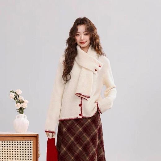 【新年预售：2月24日开始发货】新年战服【LPIUTY 新年红运两件套针织开衫】（3-7天发货） 商品图1