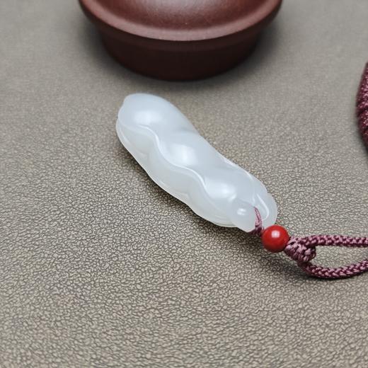 新疆和田玉且末料羊脂玉超白大气福豆 126-11 商品图4