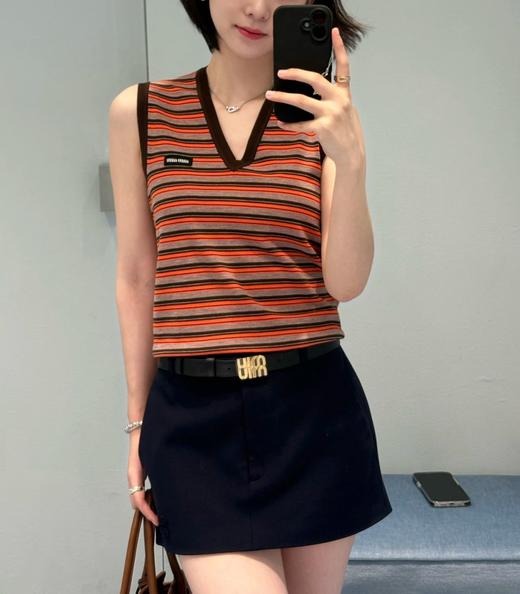 女款V领条纹针织马甲背心ho017 商品图3