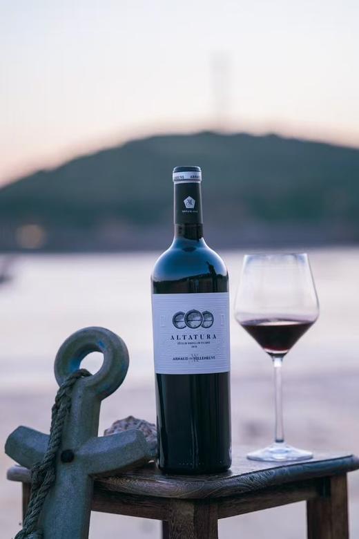 2022年份法南.露喜龙80年老藤混酿12个月橡木桶14.5%vol 商品图4