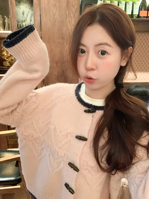 <曾小咸推荐>现货秒杀 ！微信超特价！韩系撞色毛衣开衫 日常199.99 立减110 秒杀89.99！！ 商品图6