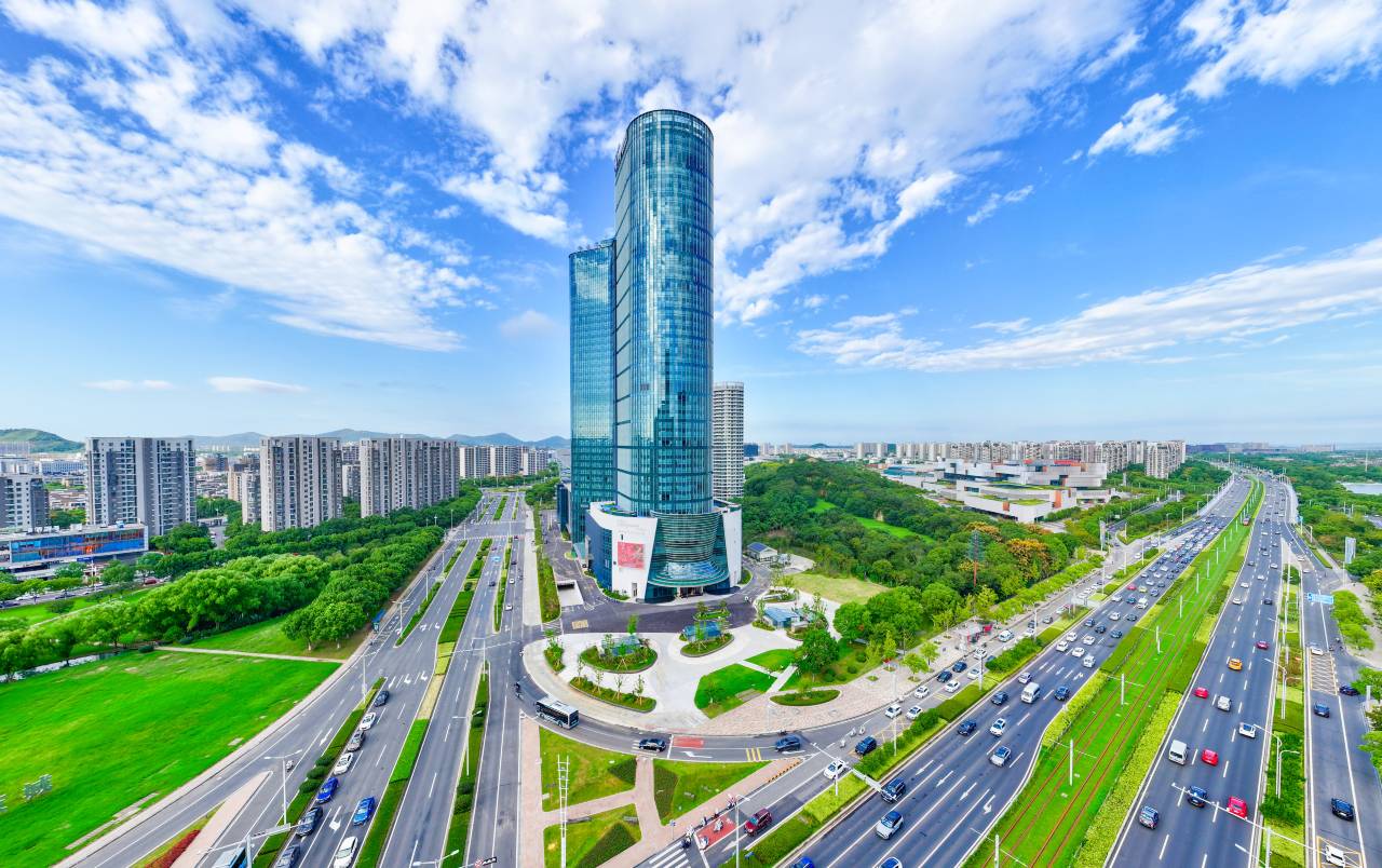 【聚会专享】【周末限量不加价】苏州新区| 苏州龙之梦大酒店聚会套餐，399元/单人2晚起，2人起订，无柱殿堂，年度盛宴