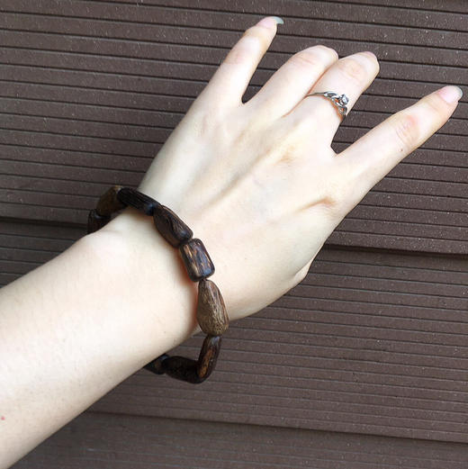 【青山特惠】沉水 文莱沉香 随型野生老料手串 11.3g 16*10mm c6 商品图7