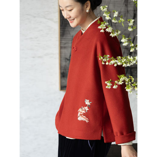 牧衣游原创 手工刺绣毛呢外套喜庆红色年服复古新中式开衫 承愿 商品图1
