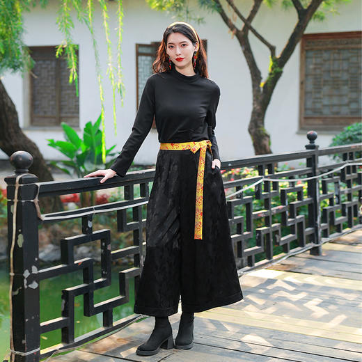 【2026春节款-现货48小时内发】缚风策民族风上衣 | 拍1得3 商品图1