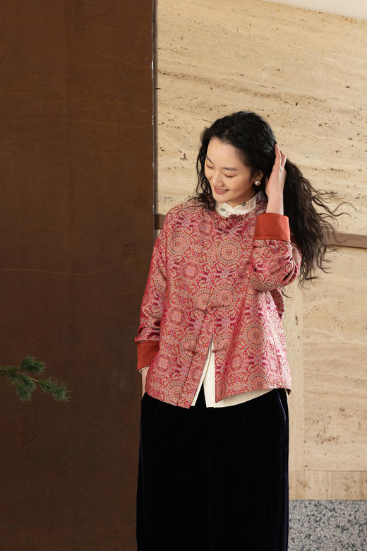 牧衣游原创 48姆米重磅织锦八达晕桑蚕丝外套红色复古东方 墨香 商品图5