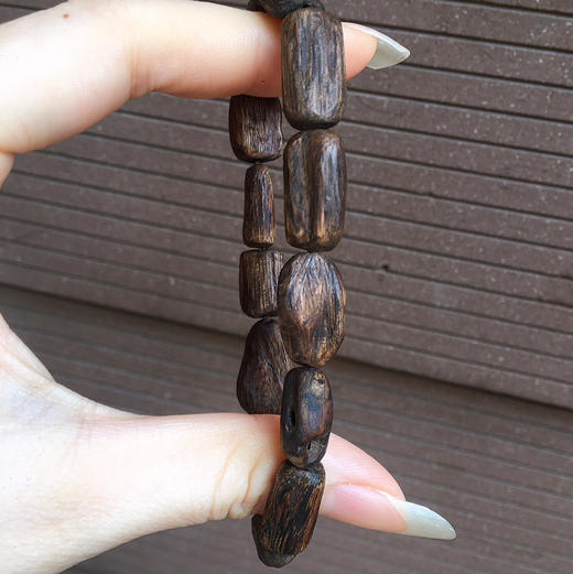 【青山特惠】沉水 文莱沉香 随型野生老料手串 8.8g 16*10mm c5 商品图3