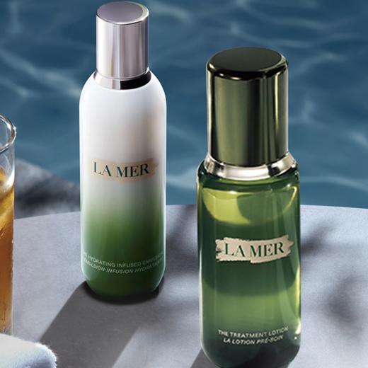 【保税仓美妆】LAMER海蓝之谜水润抵达四件套（精粹水150ml+精粹乳125ml +经典面霜60ml +唇膜9g）送礼袋 免税版 请单拍-合并订单不发货 汕头保税仓直发 商品图1