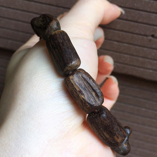 【青山特惠】沉水 文莱沉香 随型野生老料手串 11.6g 18*10mm c7 商品图7