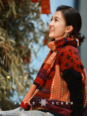 4500积分兑换  PETIT SCHAN小闪 全家福 绵羊毛拼色新年款围巾披肩