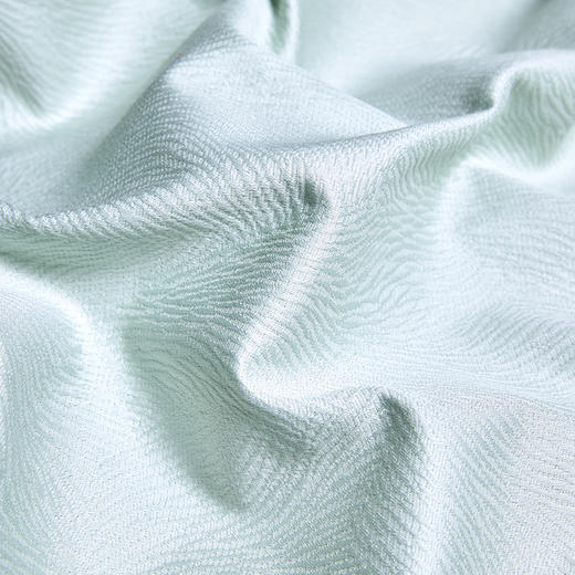 多喜爱 经典系列厚织提花新绒棉 宫玺典藏系列A面60S厚织提花B面50S天丝棉【刺绣】【拼接工艺】【礼盒包装】 商品图10