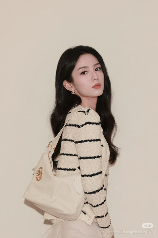 126-1 纯圆正 周也同款 雕 香风条纹两件套 进口纱 条纹背心 条纹开衫 我穿42 商品图12