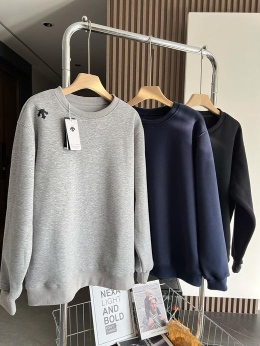 正品原单尾货迪桑特经典的情侣加绒卫衣‼️
给外贸发完货剩下的一批尾货‼️年货节送福利🧧可配情侣款～高克重纯棉材质
三个色，尺码M-3XL 商品图5