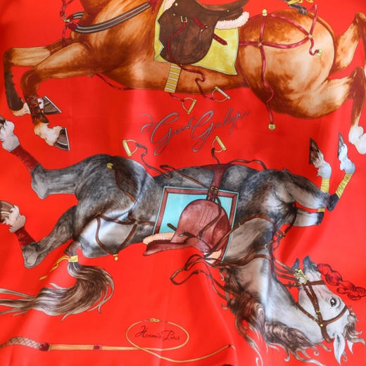 Hermes“纵意驰骋”双面印花真丝方巾。 米色。红色   自己备注颜色 商品图6