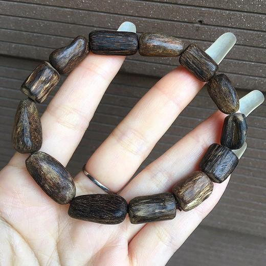 【青山特惠】沉水 文莱沉香 随型野生老料手串 11.3g 16*10mm c6 商品图1