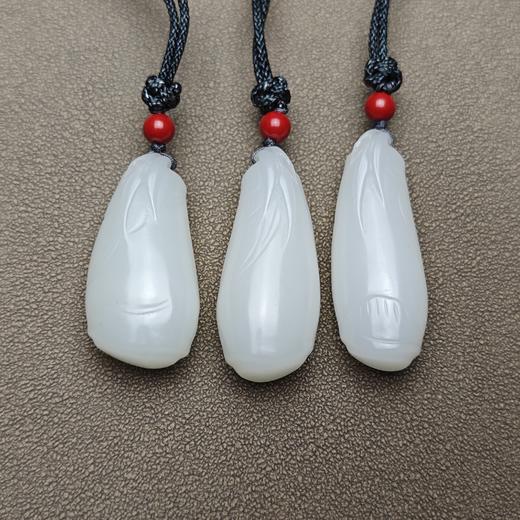 新疆和田玉且末料羊脂玉超白结节高（中号） 126-13（一个） 商品图0