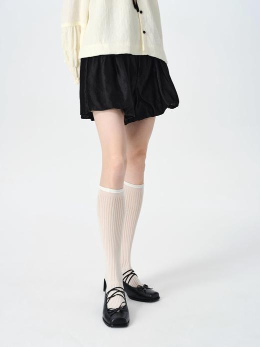 Renlisu 26SS 珍珠黑丝麻花苞短裤 商品图3