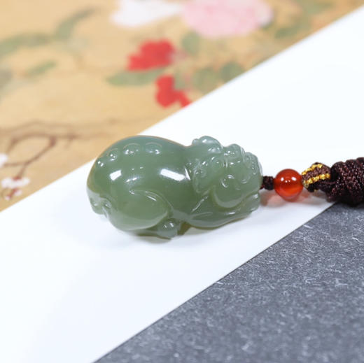 和田玉【貔貅】吊坠 商品图5