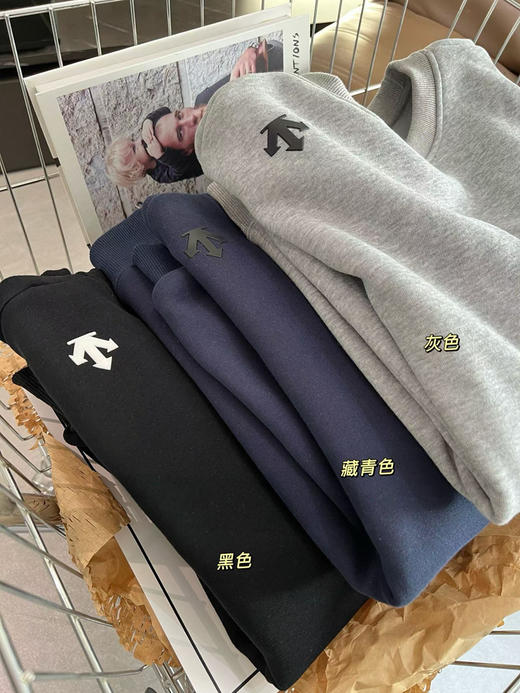 正品原单尾货迪桑特经典的情侣加绒卫衣‼️
给外贸发完货剩下的一批尾货‼️年货节送福利🧧可配情侣款～高克重纯棉材质
三个色，尺码M-3XL 商品图2