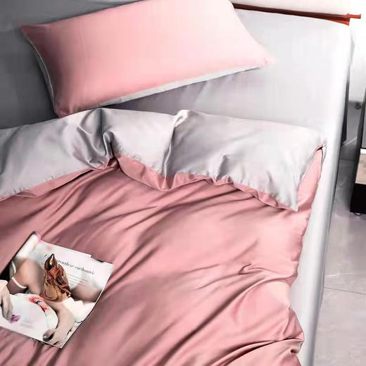 云柔素雅四件套【悠梦嘉居云柔素雅四件套床上用品印花套件双人200*230四件套1.5/1.8床通用纯色风，时尚简约，舒适柔软，紫/绿/粉】 商品图1